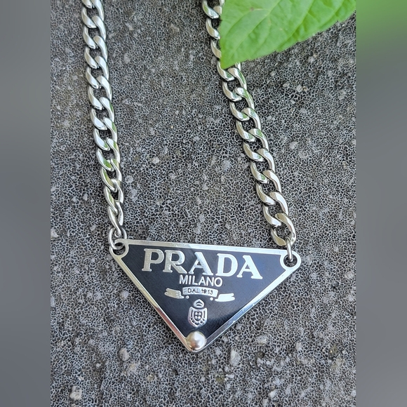 Prada Tag Plate necklace black - Picture 5 of 7